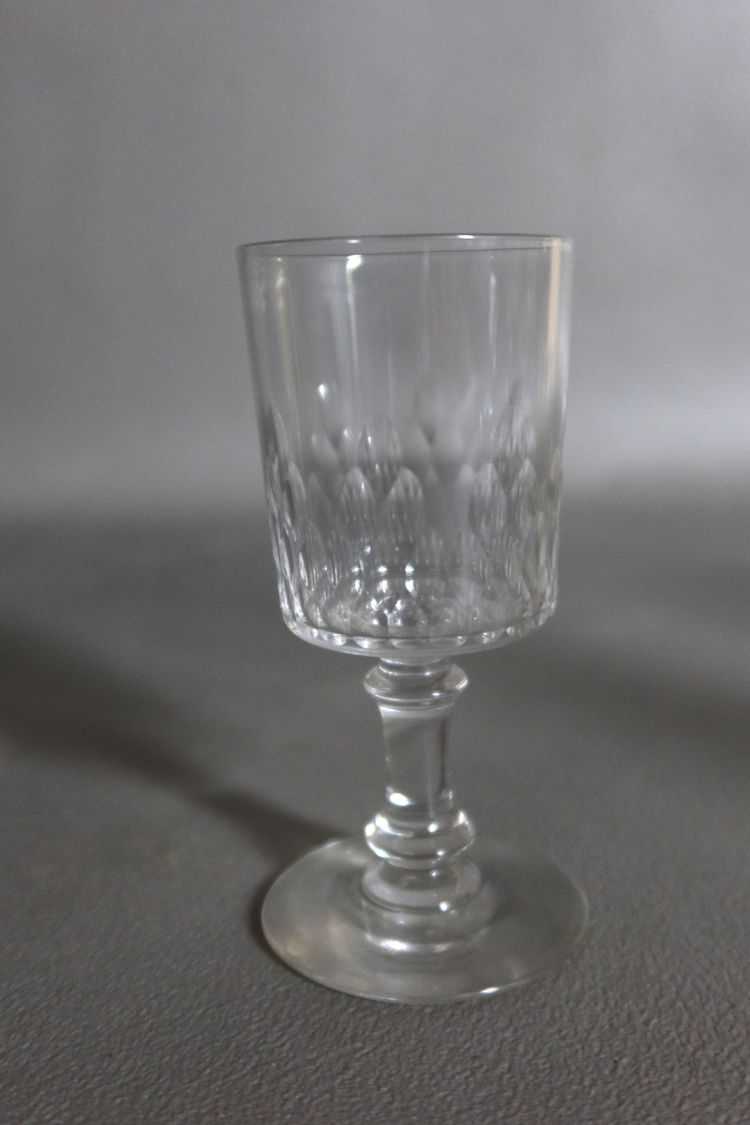 Set di bicchieri in cristallo molato da 32 pezzi