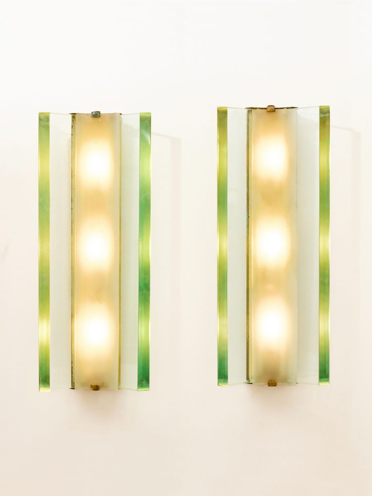 Pair of 2052 Fontana Arte wall lights by Max Ingrand