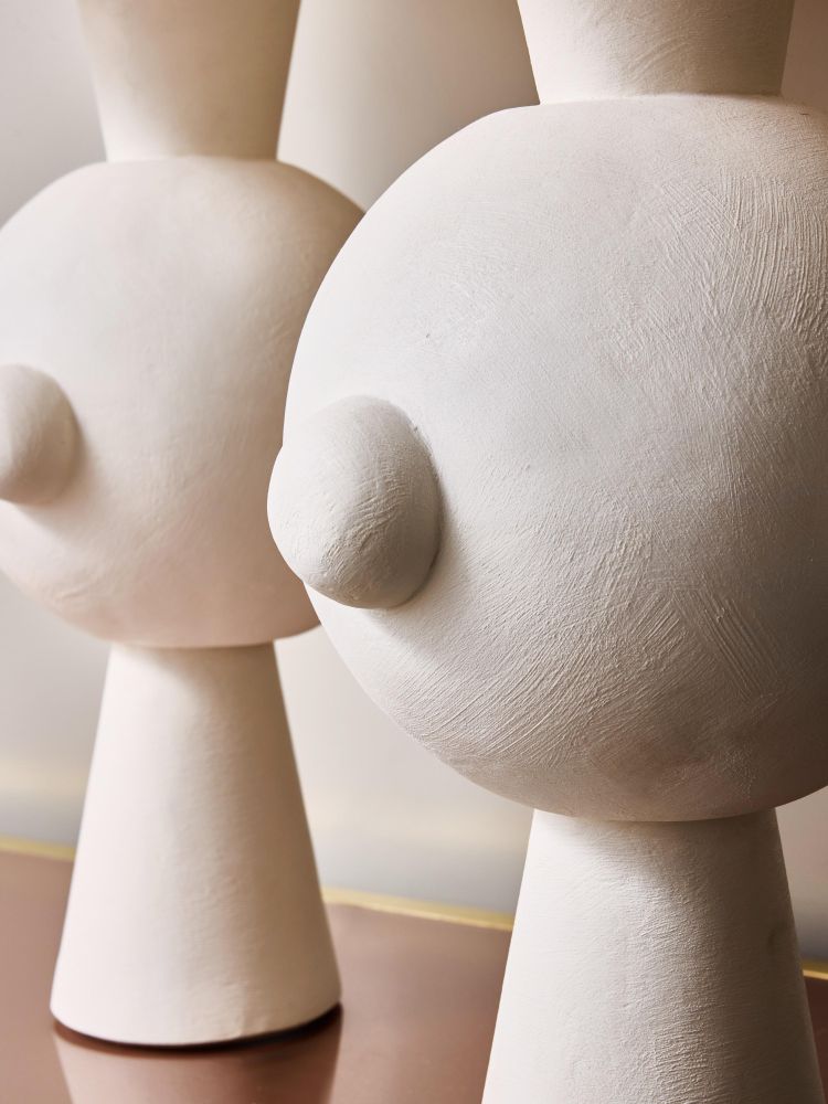 Pair of modern and sculptural plaster table lamps