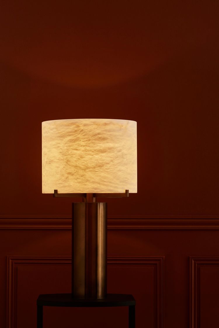 Glustin Luminaires Creation - Lampe de bureau avec abat-jour en laiton et albâtre