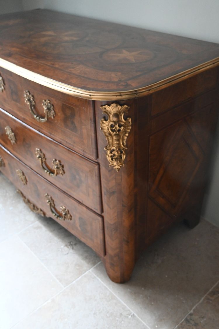 Commode d époque Louis XIV  attribué à Hache , 