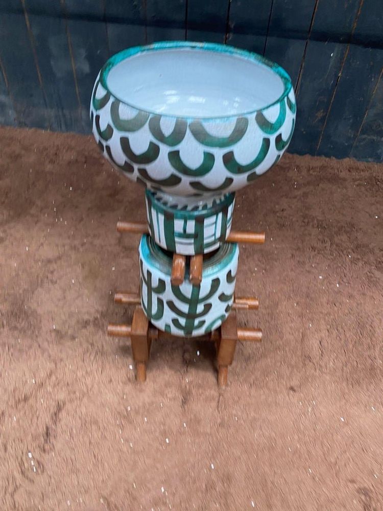 Boleslaw Danikowski (1928-1979) Grande sculpture totem en céramique et chêne