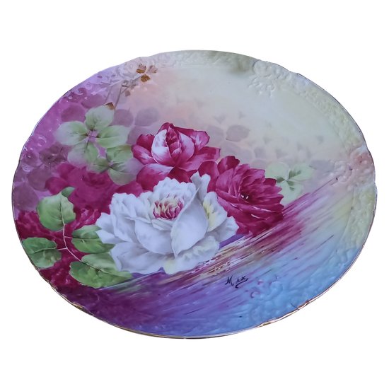 Decorative plates in Limoges porcelain from the 20th century