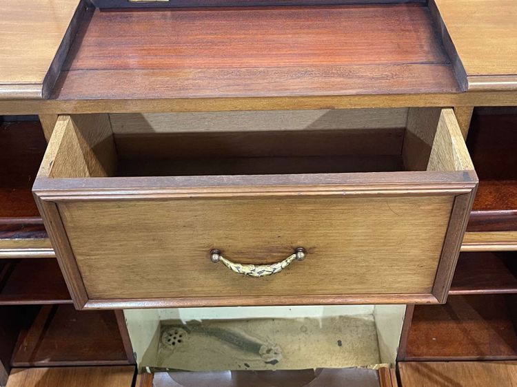Mobili da cabina in mogano degli anni '30
