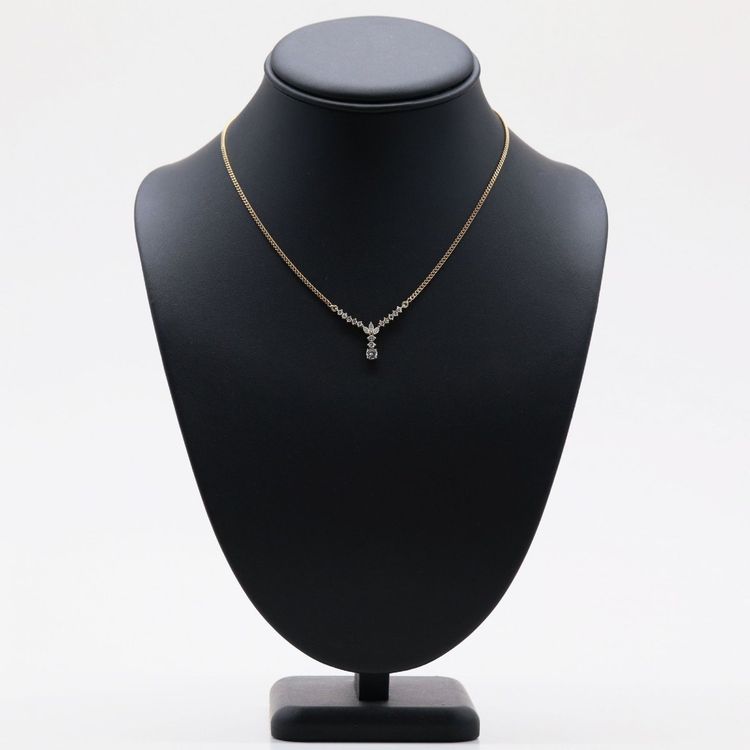 Halskette aus Gelbgold und Diamanten
