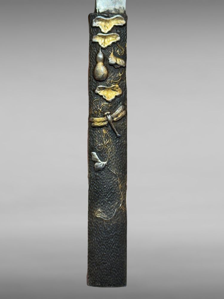 Japanese samurai tanto - Edo period (1603-1868).