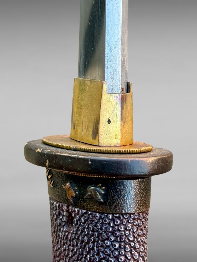 Japanese samurai tanto - Edo period (1603-1868).