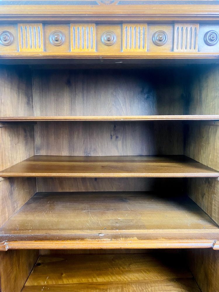 Holland & Sons- cabinet anglais sculptée - Style Renaissance  - XIXeme siecle