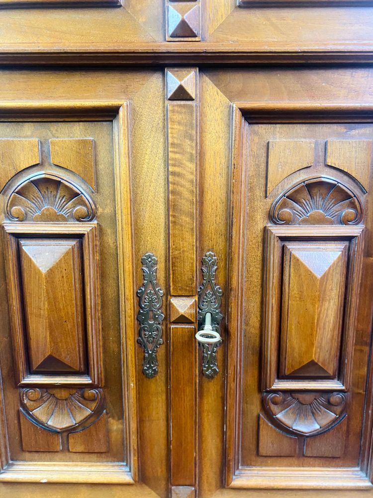 Holland & Sons- cabinet anglais sculptée - Style Renaissance  - XIXeme siecle