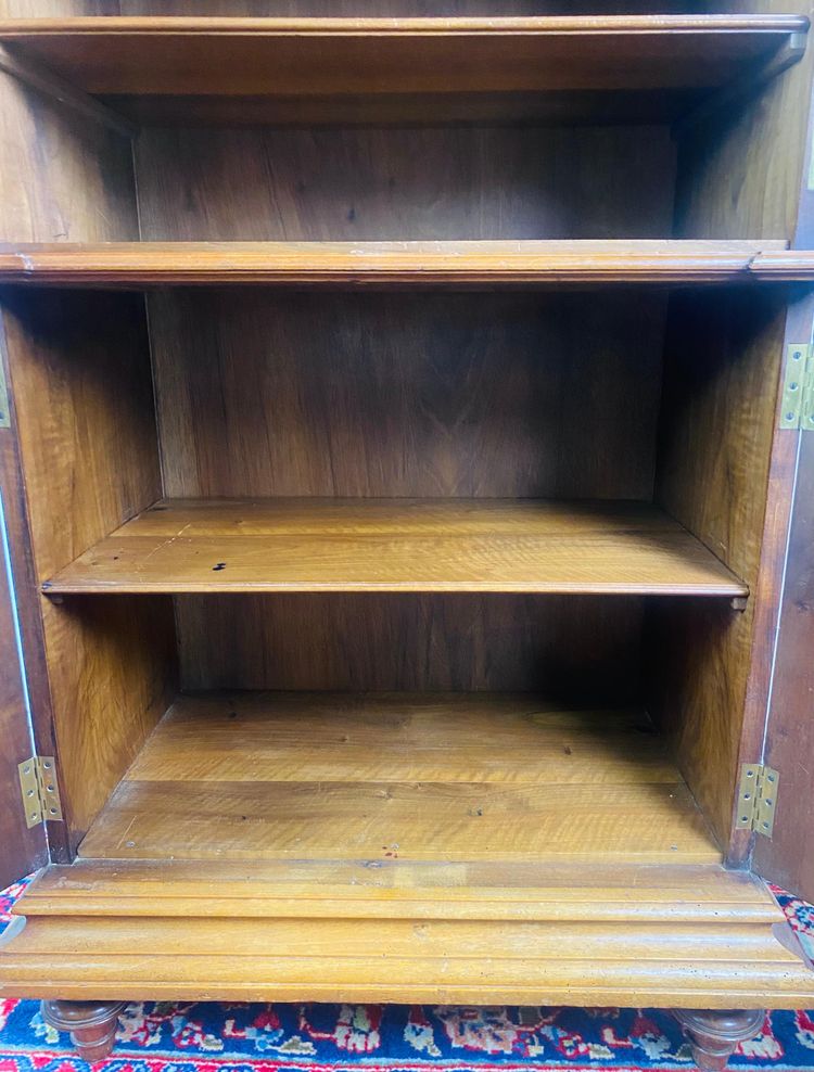 Holland & Sons- cabinet anglais sculptée - Style Renaissance  - XIXeme siecle