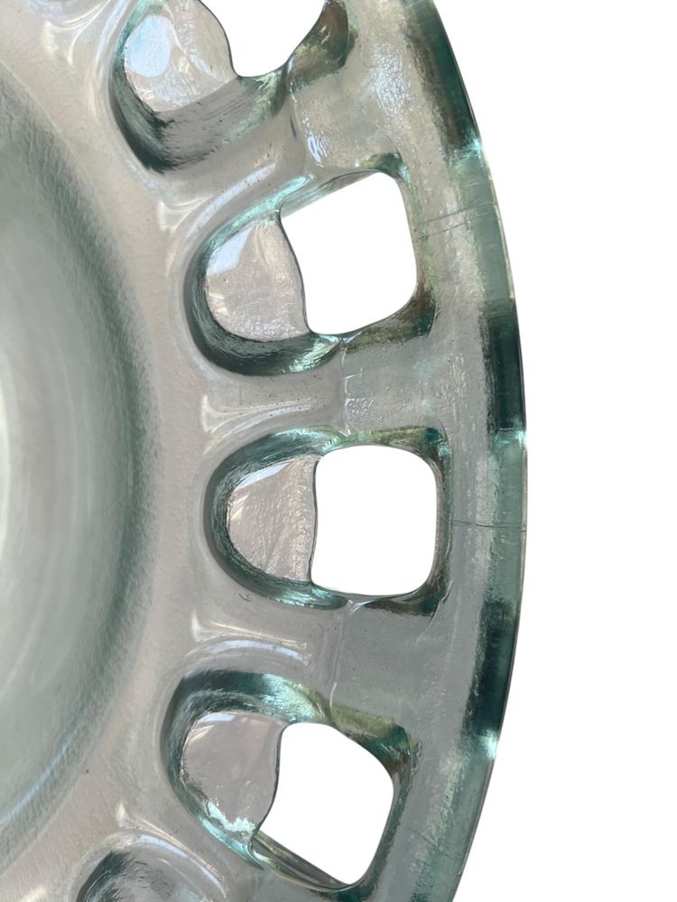 Grand bol ou centre de table en verre ajouré - Art déco français