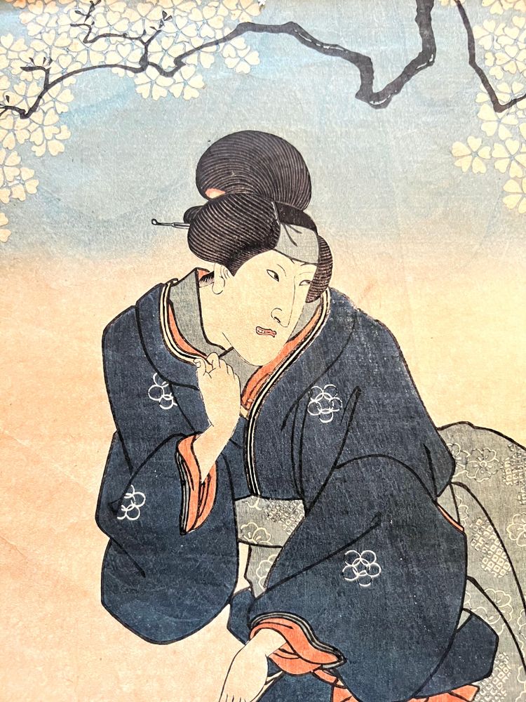 Japanese ukiyo-e woodcut - Woman under cherry blossoms - signed Kunisada