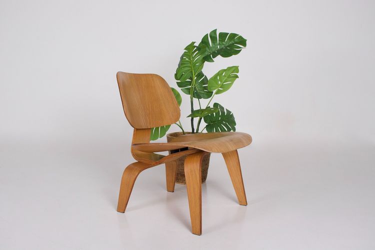 Chaise LCW Eames Première Edition Evans Medal Strip