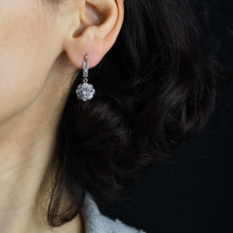 Boucles d'oreilles anciennes diamants pendantes
