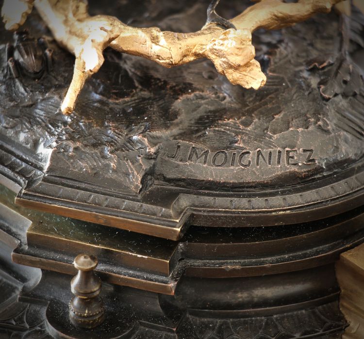 Napoleon III jewelry box in gilt bronze and bronze signed Jules Moigniez
