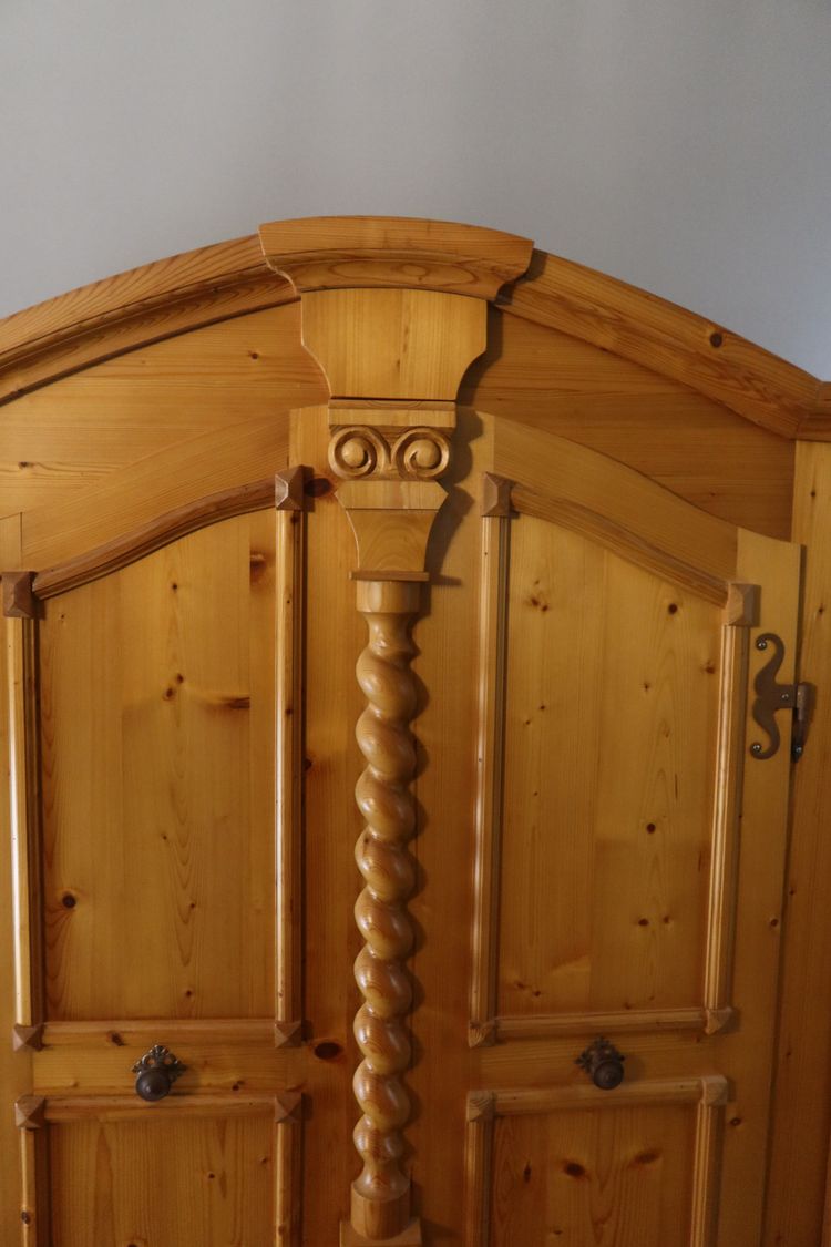 XXth century pine armoire