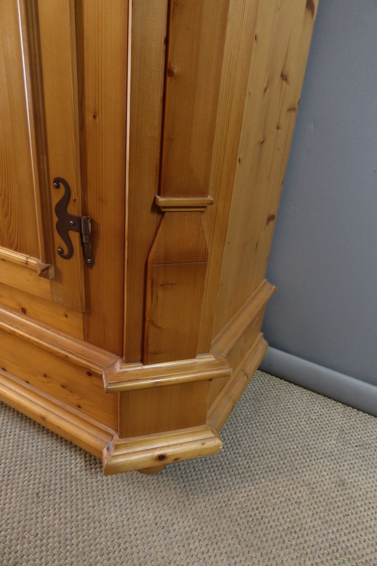 XXth century pine armoire