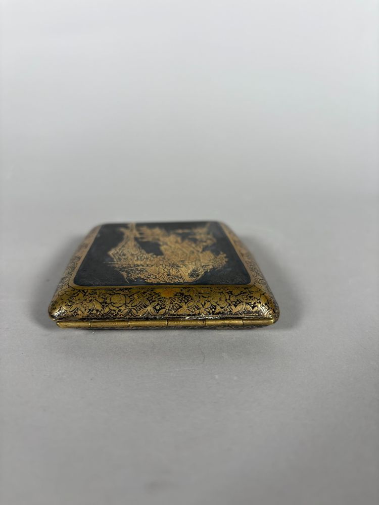 Japanese cigarette case, Meiji era, early 20th century