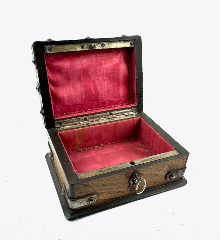 Rare petit coffret de chocolatier, XIXème