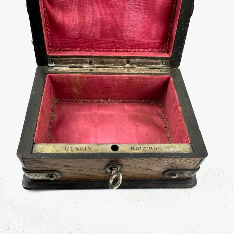 Rare petit coffret de chocolatier, XIXème