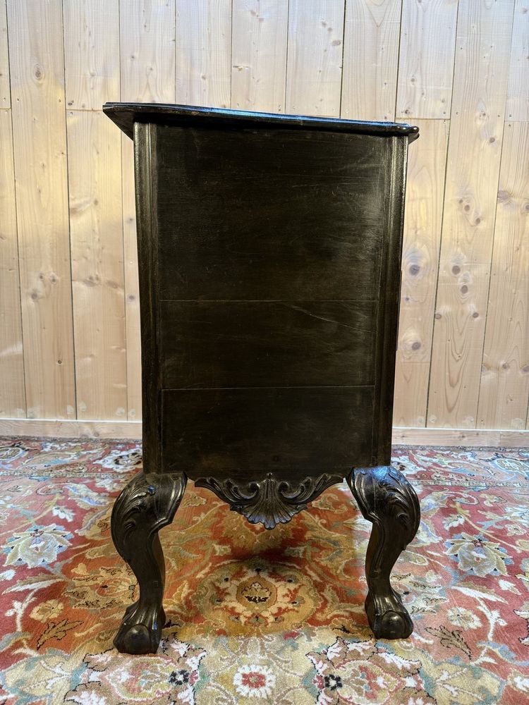 Commode portugaise en bois noirci