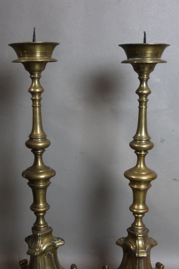 Coppia di candelieri del XVII secolo