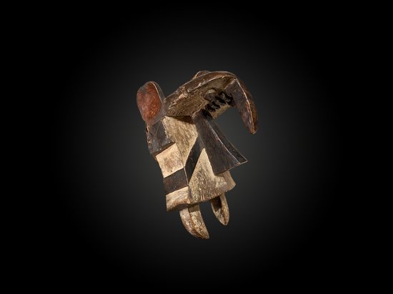 MASCHERA ZOOMORFA Ogbodo Enyi Culture Izi, Nigeria Prima metà del XX secolo