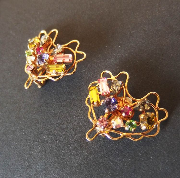 Coppia di orecchini "Hearts" di Christian Lacroix