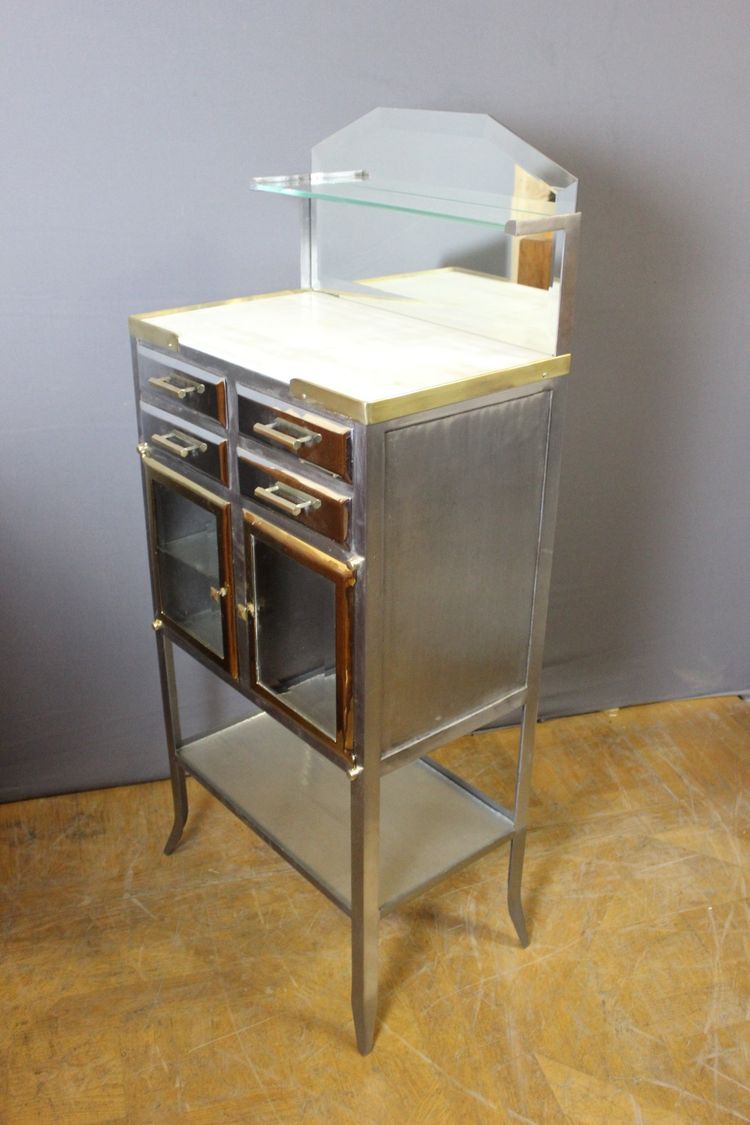 Meuble de Dentiste vers 1950