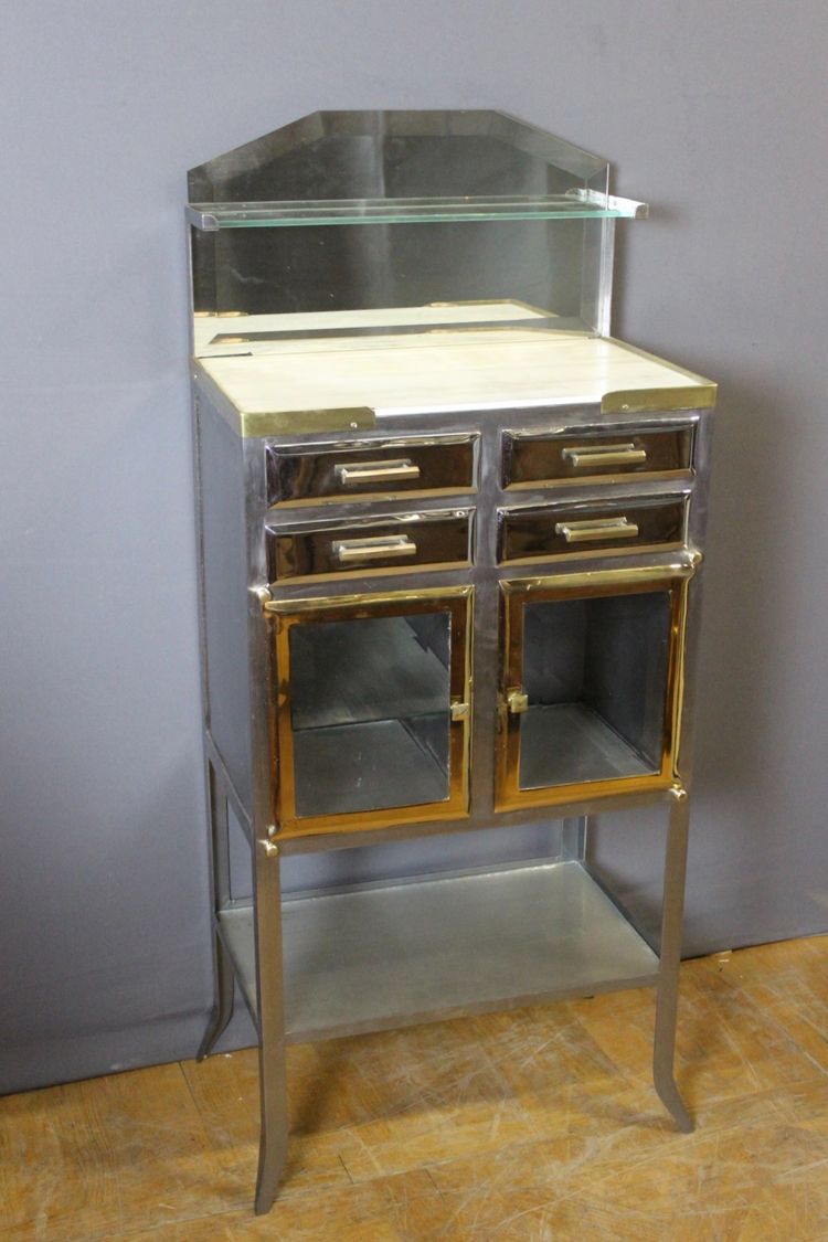 Meuble de Dentiste vers 1950