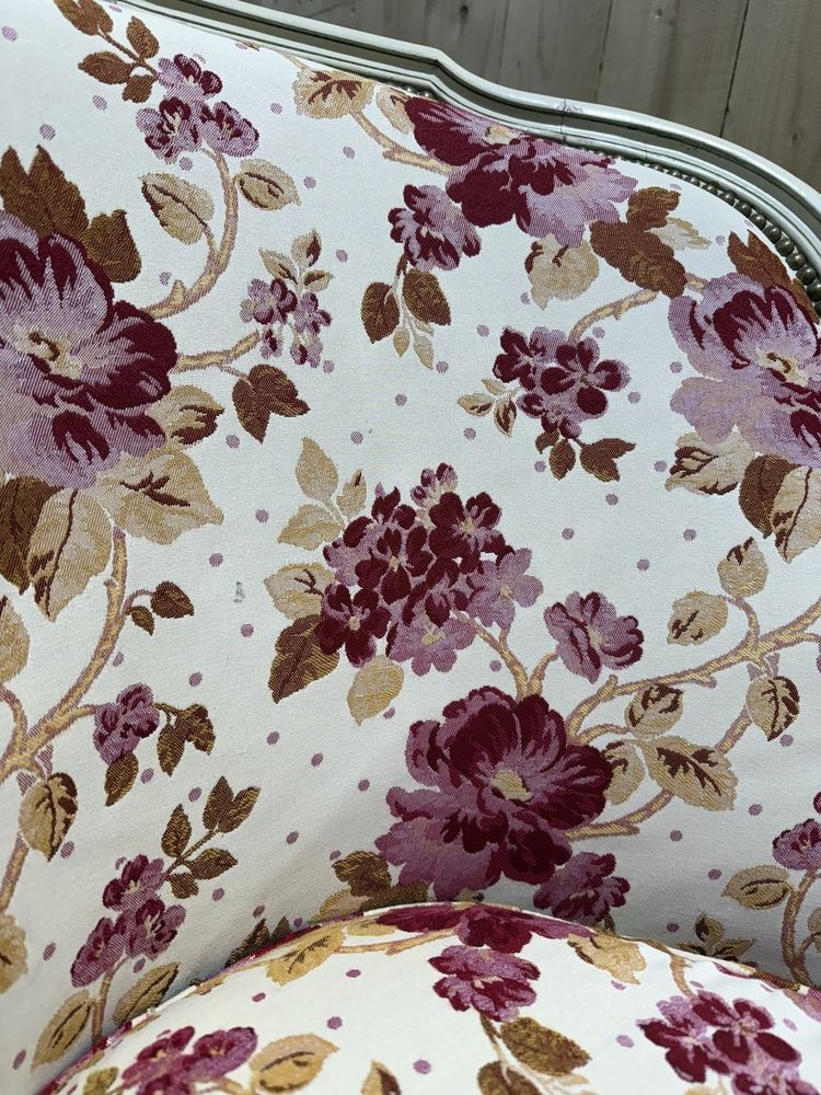Paire de fauteuils - bergères de style Louis XV