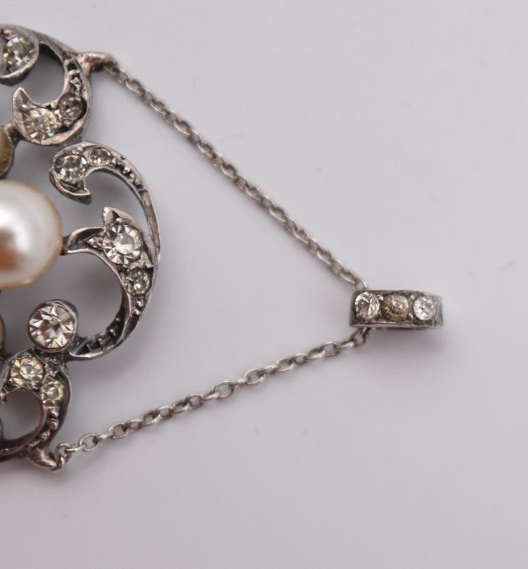 Ancien pendentif Belle Époque 1900 argent perles et strass 