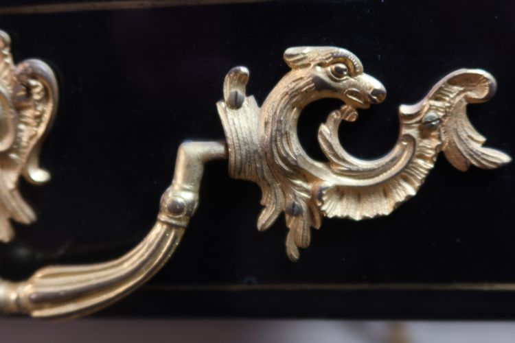 Scrivania piatta in stile Luigi XV, XIX secolo