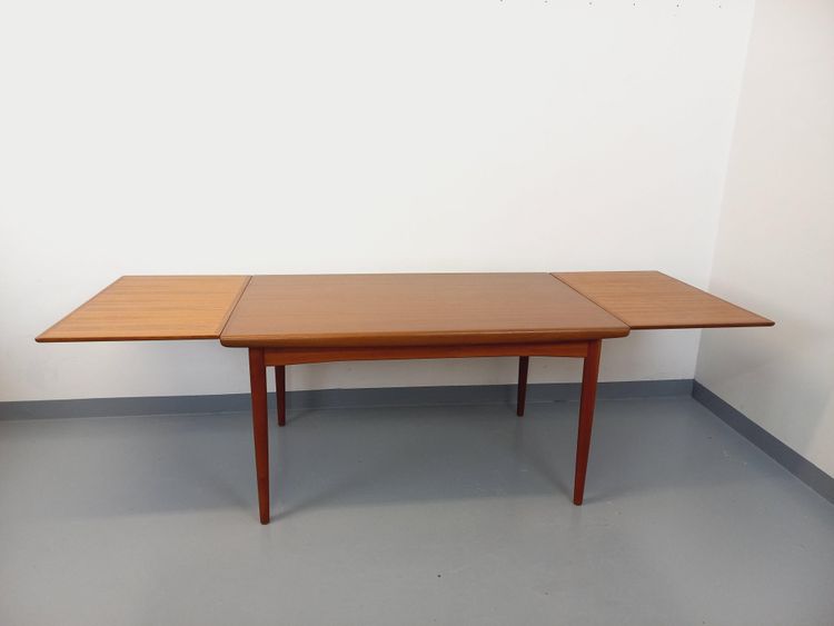 Vintage rectangular Scandinavian Dyrlund dining table from the 1960s in teak