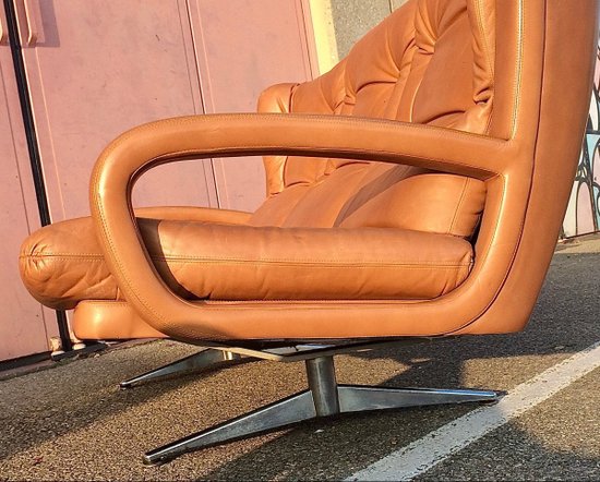 Leather Sofa Circa 70