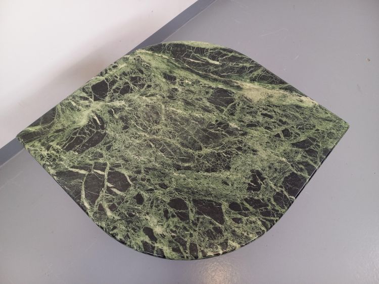 Table basse carrée vintage à 2 plateaux en marbre vert et verre fumé années 70