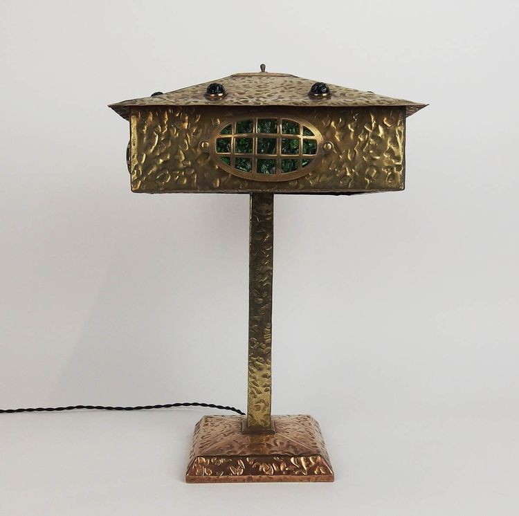 Lampada in ottone degli anni '20