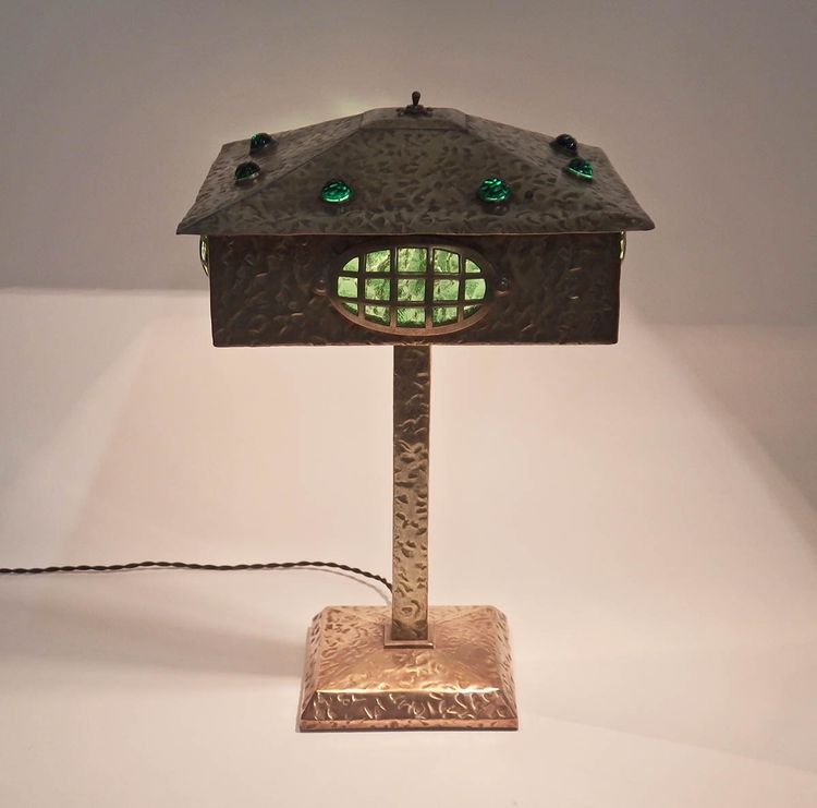 Lampada in ottone degli anni '20