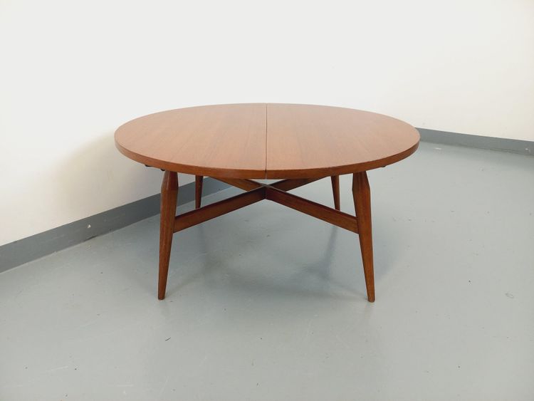 Large vintage Scandinavian round coffee table Smorrebrod by Arne Vodder extendable
