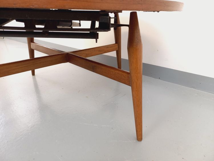 Large vintage Scandinavian round coffee table Smorrebrod by Arne Vodder extendable