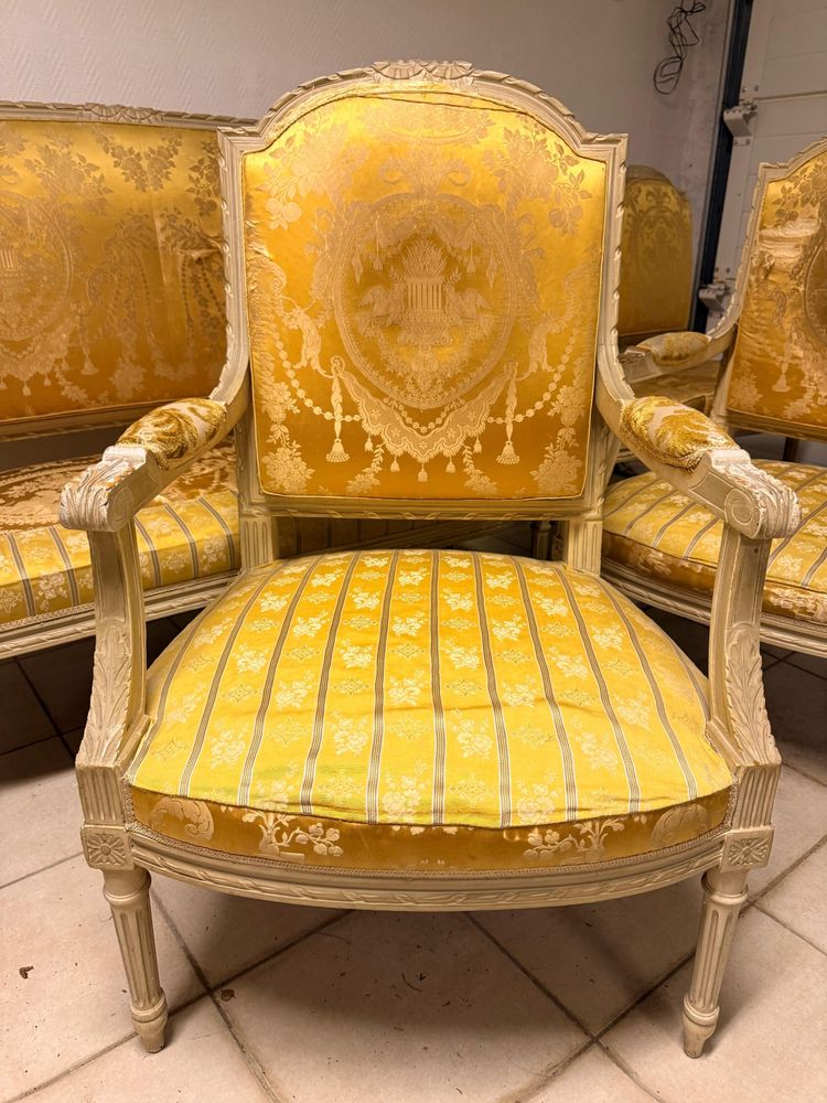 Mobili da salotto in faggio laccato in stile Luigi XVI - XIX secolo