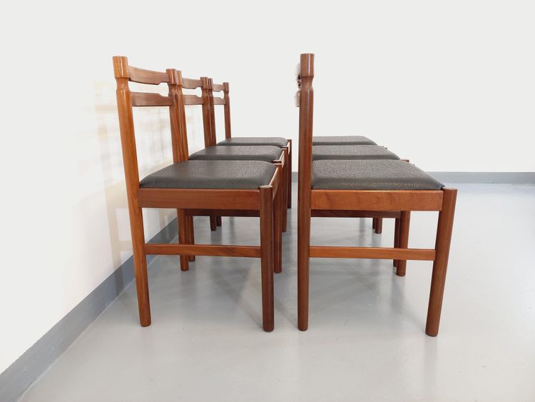 Set di 6 sedie scandinave vintage in teak e similpelle degli anni '60