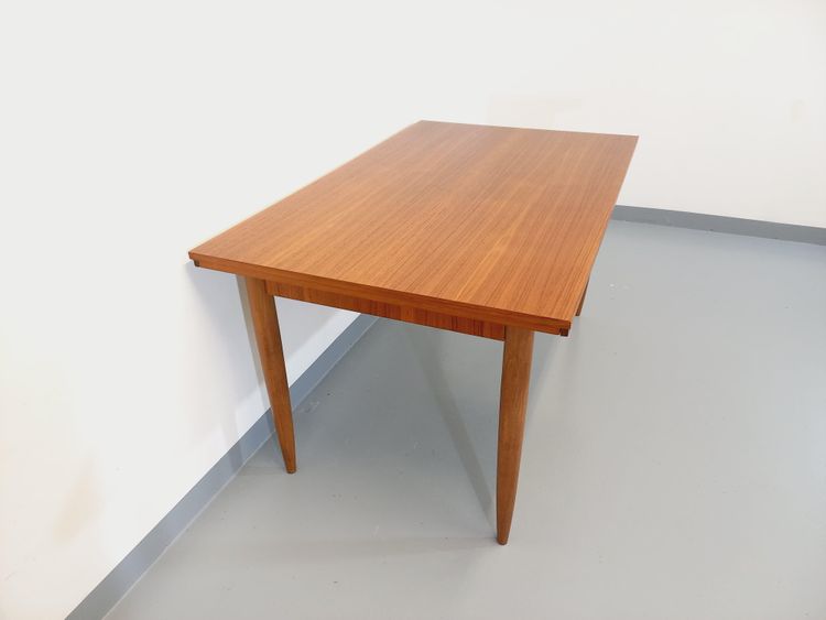 Vintage Scandinavian style teak dining table from the 1950s/60s with extensions