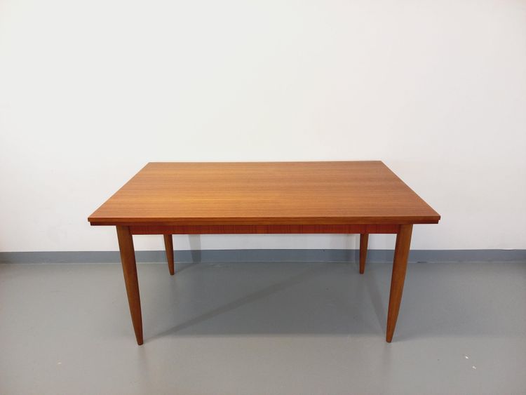 Vintage Scandinavian style teak dining table from the 1950s/60s with extensions