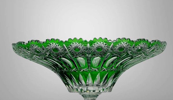 ROUND CUP ON GREEN PEDESTAL IN HAND-HEWN BOHEMIAN CRYSTAL