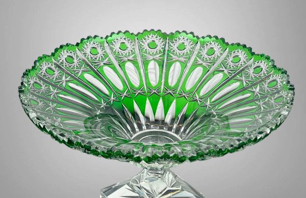 ROUND CUP ON GREEN PEDESTAL IN HAND-HEWN BOHEMIAN CRYSTAL