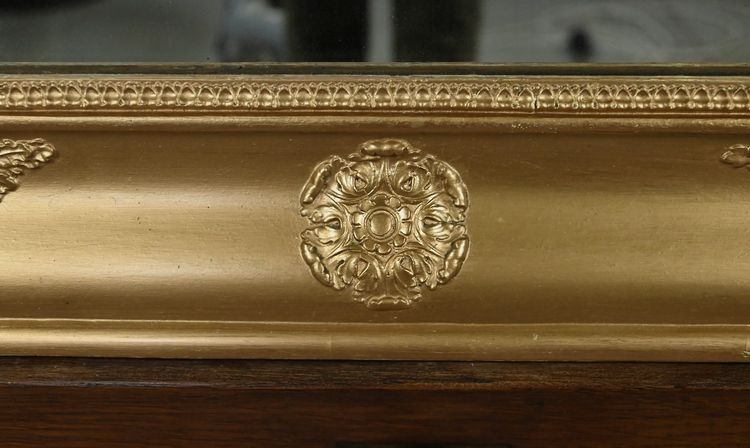 Important Miroir en bois doré, style Restauration – Milieu XIXe