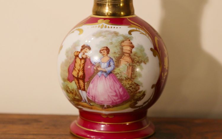Berger lamp in porcelain