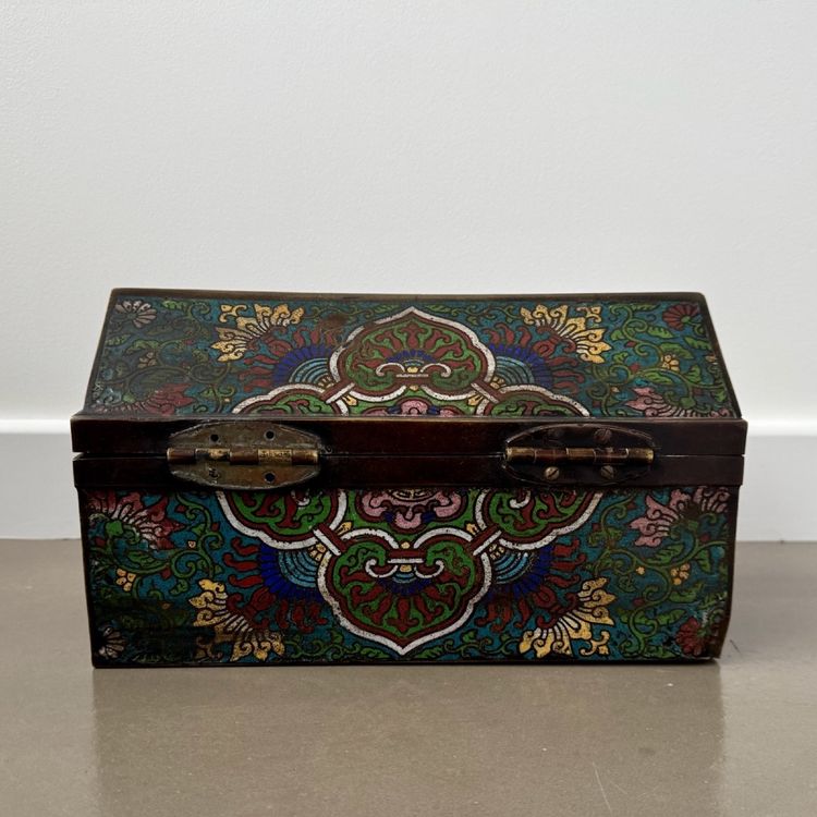 Bronze cloisonné box, China, 19th century