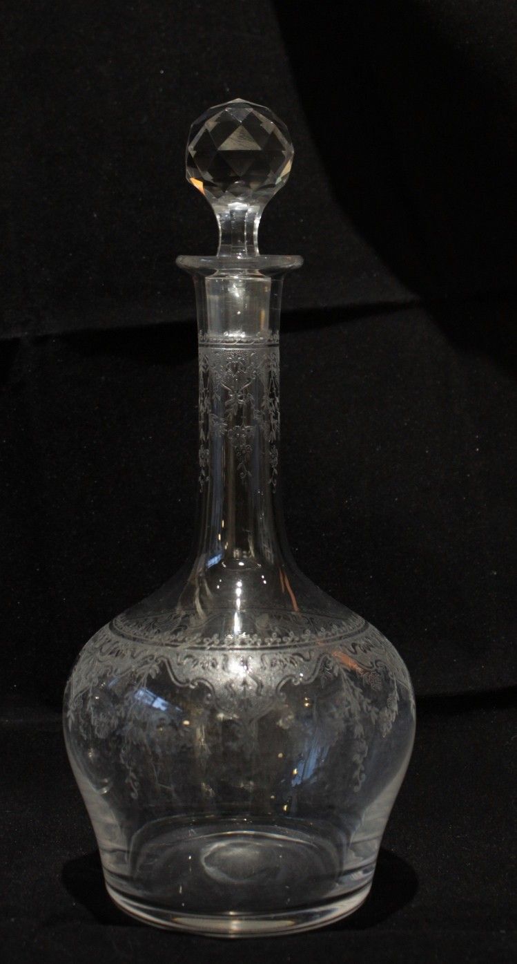 Pair of large engraved crystal decanters, early 20th century